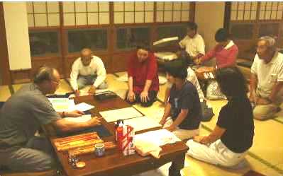 ���K���i